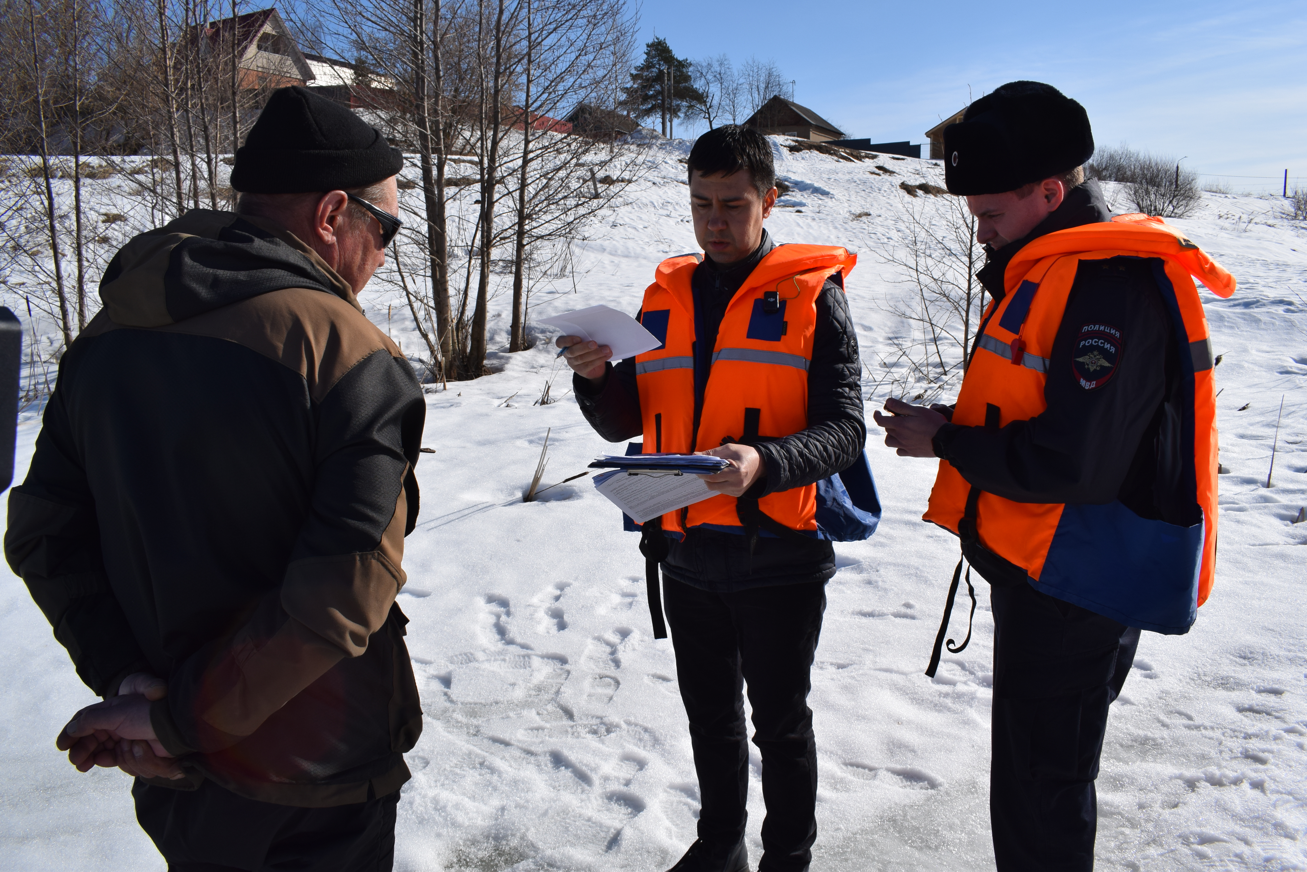 Ивановцев предупреждают о недопустимости выхода на лед.
