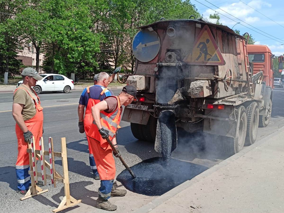 В Иванове ямочный ремонт с начала года выполнен на 172-х участках.