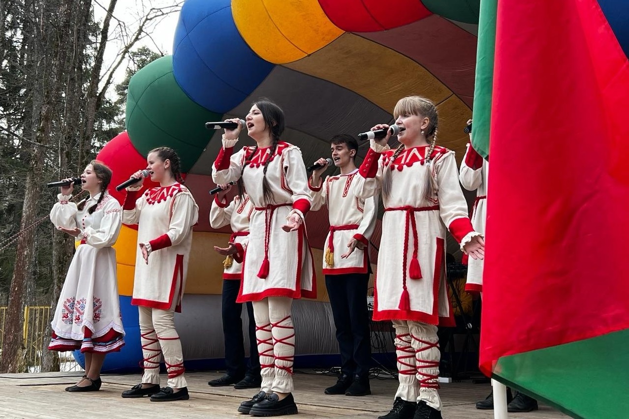 Ивановцы отметили День единения народов России и Беларуси.
