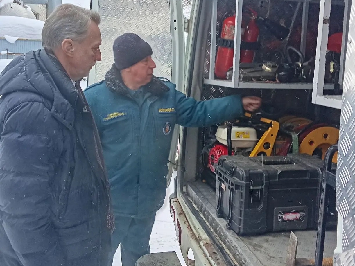 Заместитель мэра Иванова оценил готовность аварийно-спасательного отряда.