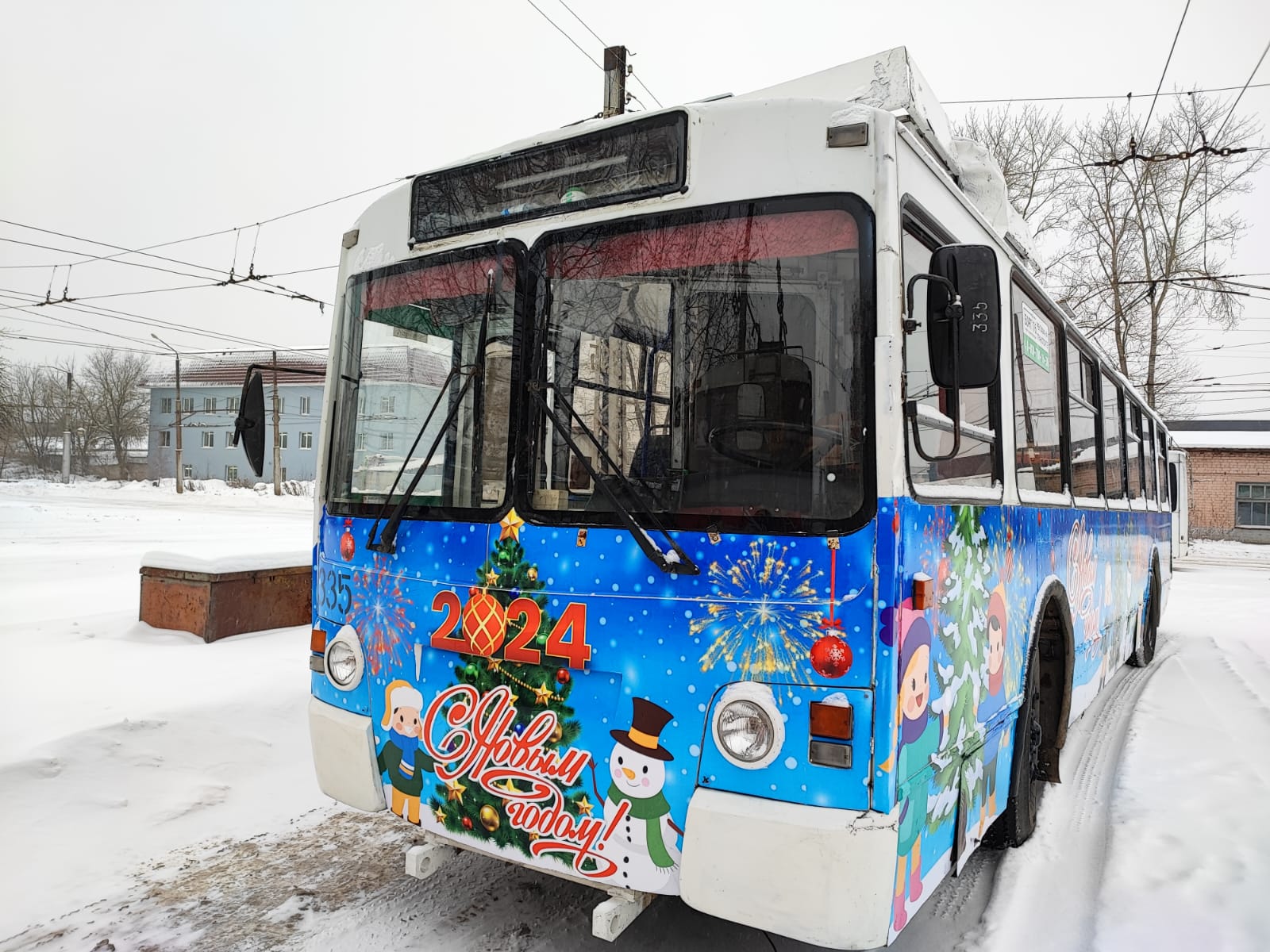 На улицах Иванова появятся «новогодние» троллейбусы.