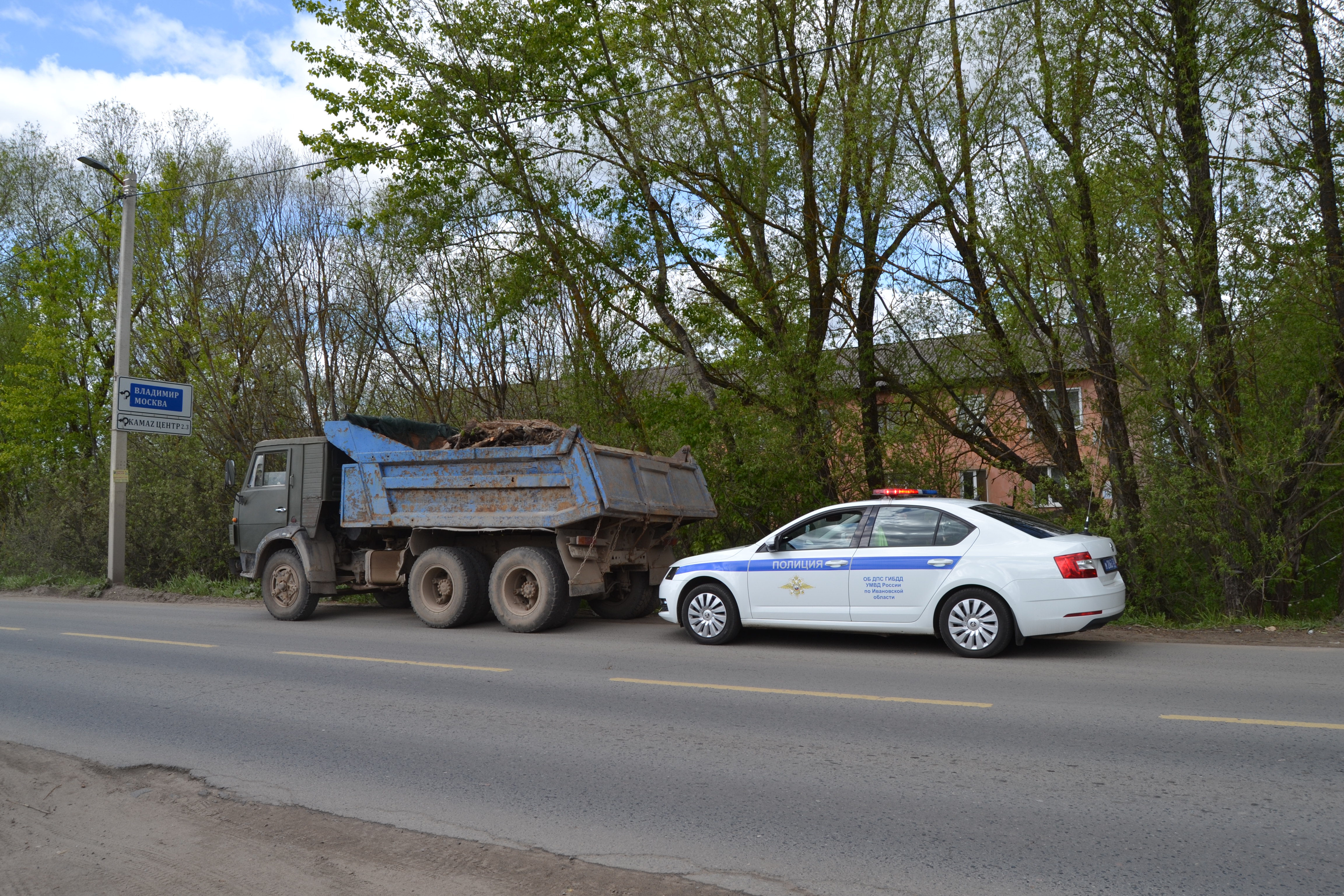 В Иванове проводят рейды по проверке норм перевозки грузов.