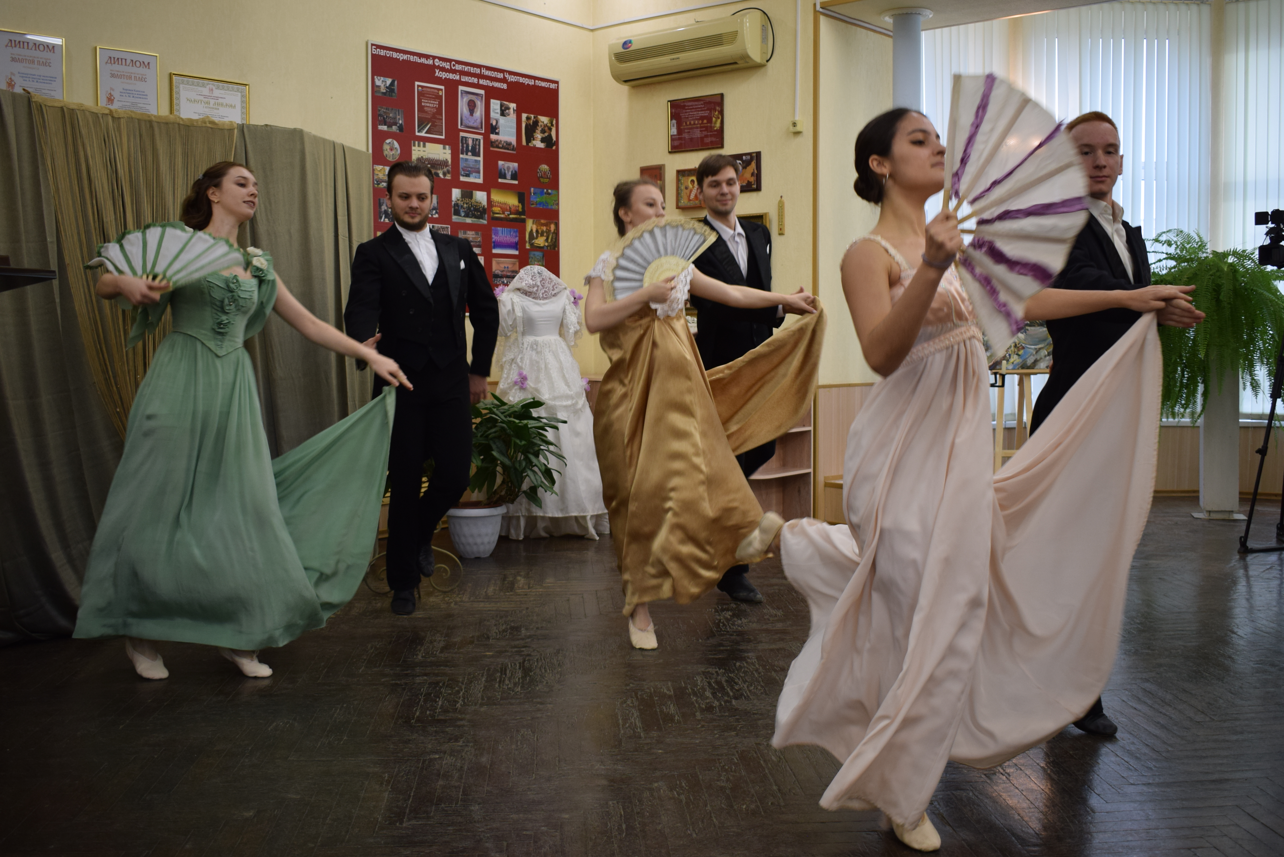 На первом эстет-салоне «Дворцовые встречи» состоялся баттл пианистов.