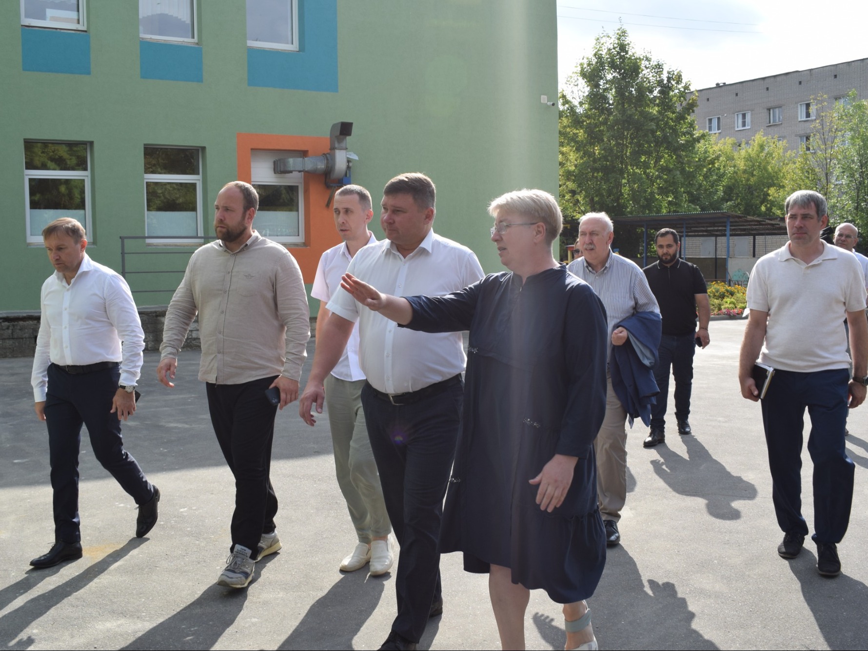 Максим Комиссаров оценил готовность учреждений образования к новому учебному году.