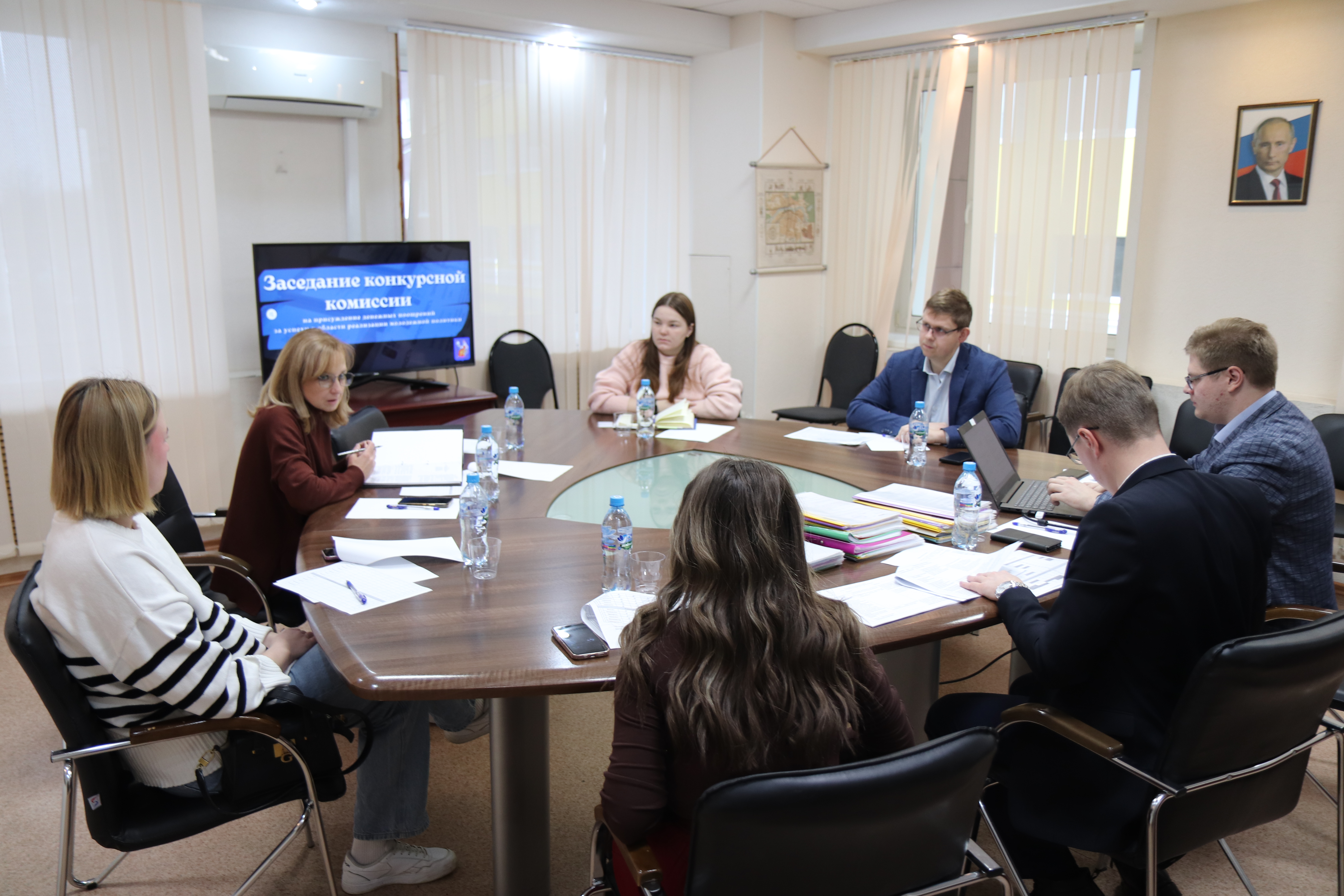 В Иванове определили победителей конкурса за успехи в области молодежной политики.