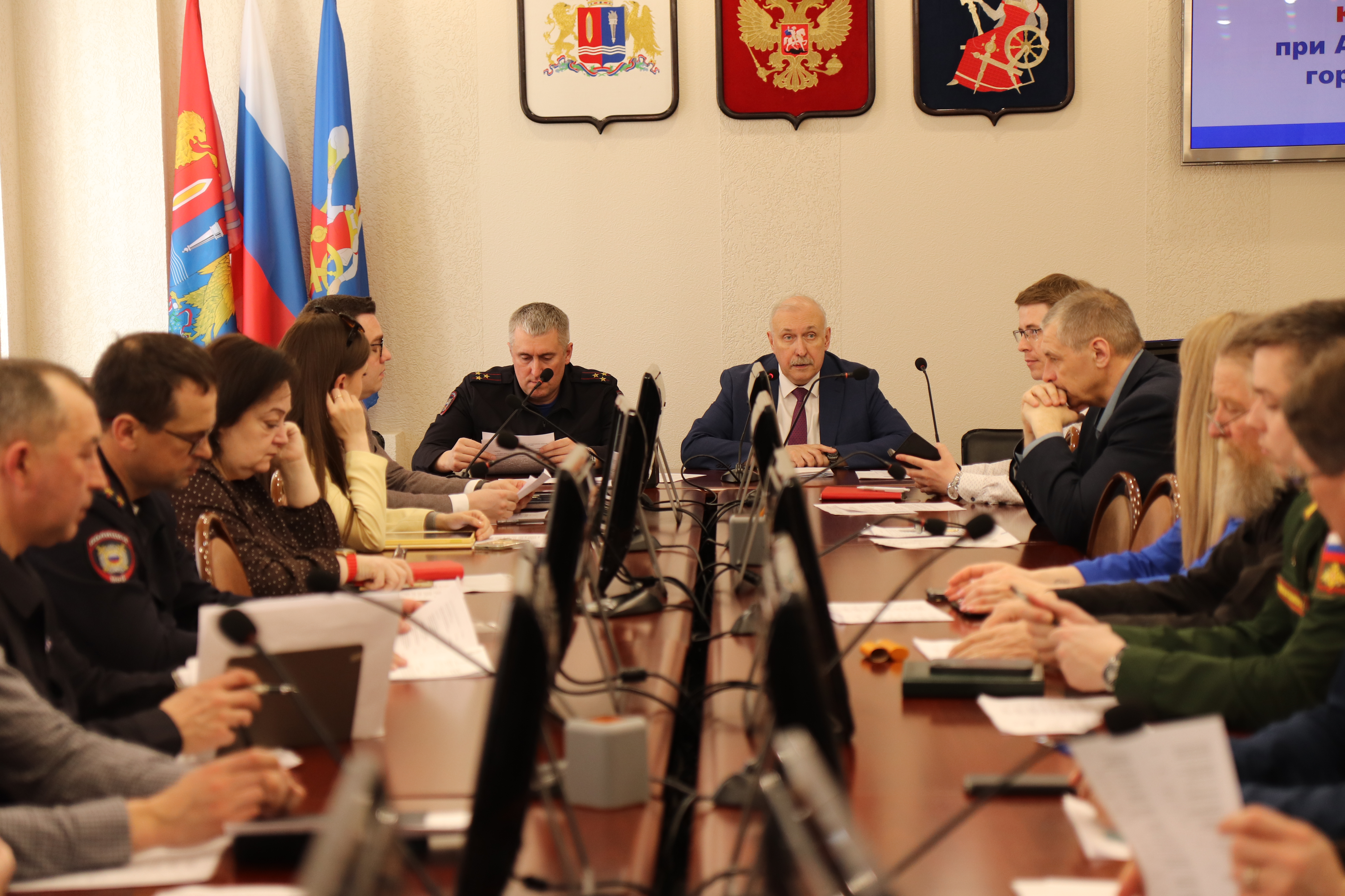 В мэрии состоялось плановое заседание муниципальной антинаркотической комиссии.