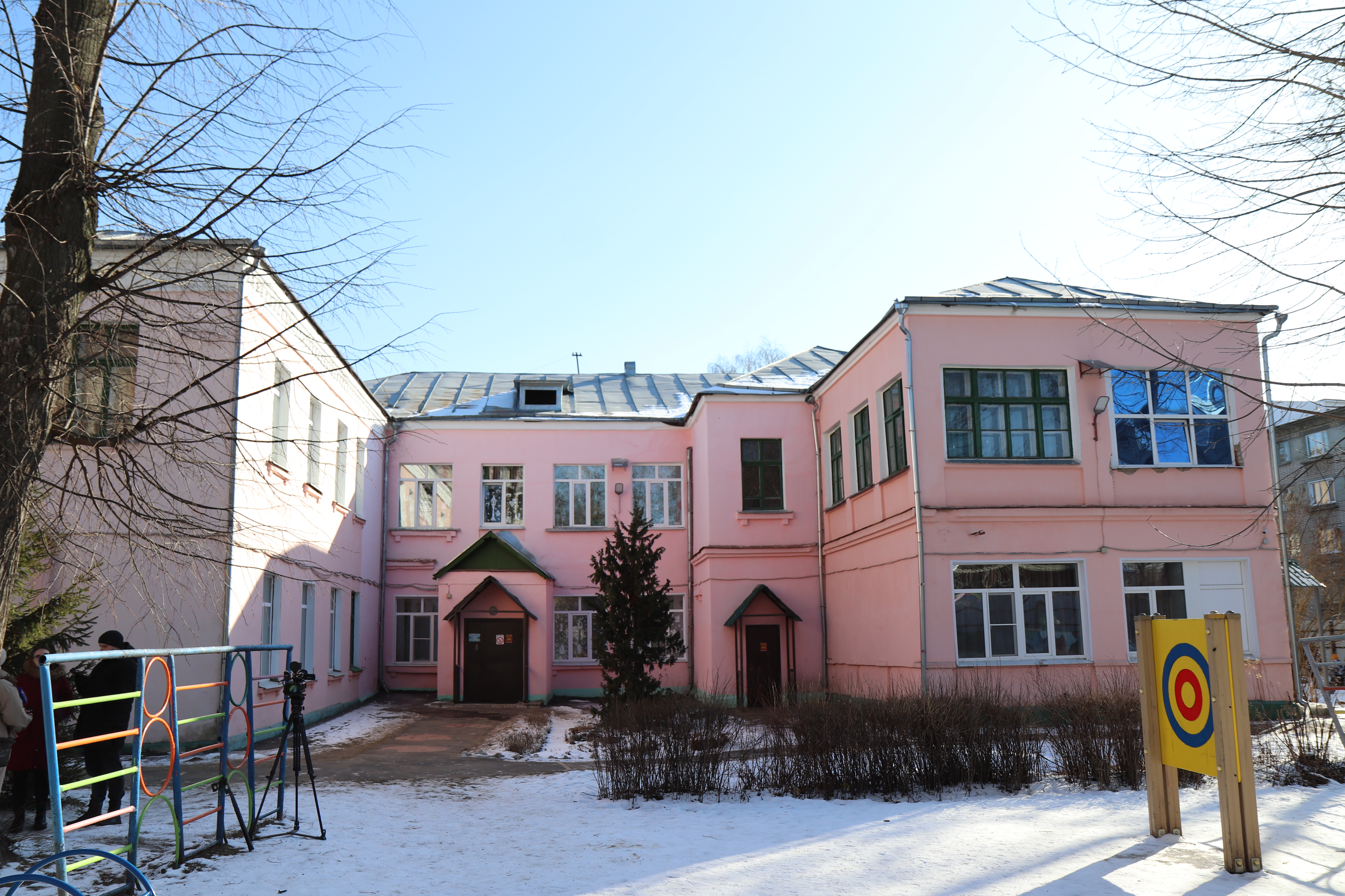 В ивановском детском саду № 57 капитально отремонтируют кровлю.
