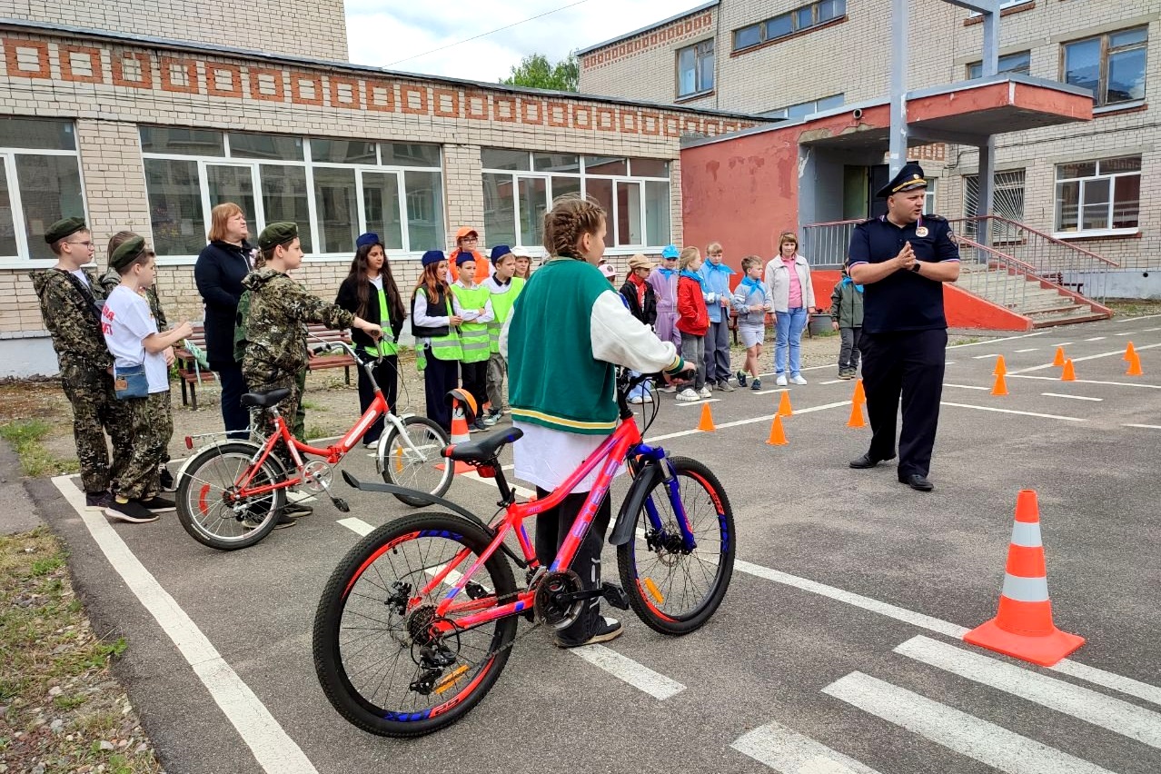 В Иванове прошёл городской слёт юных инспекторов движения.