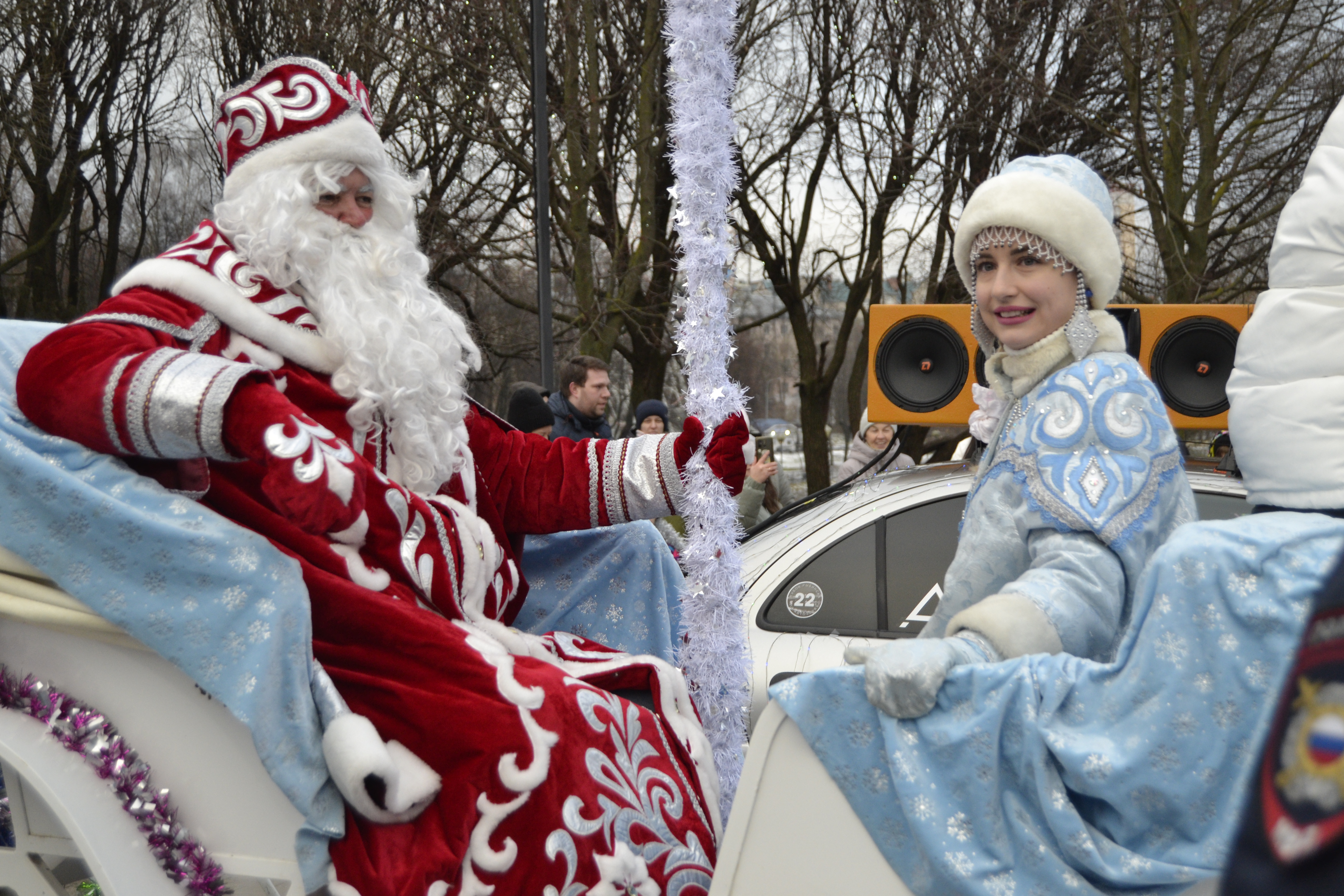 Ивановцы встретили Деда Мороза.