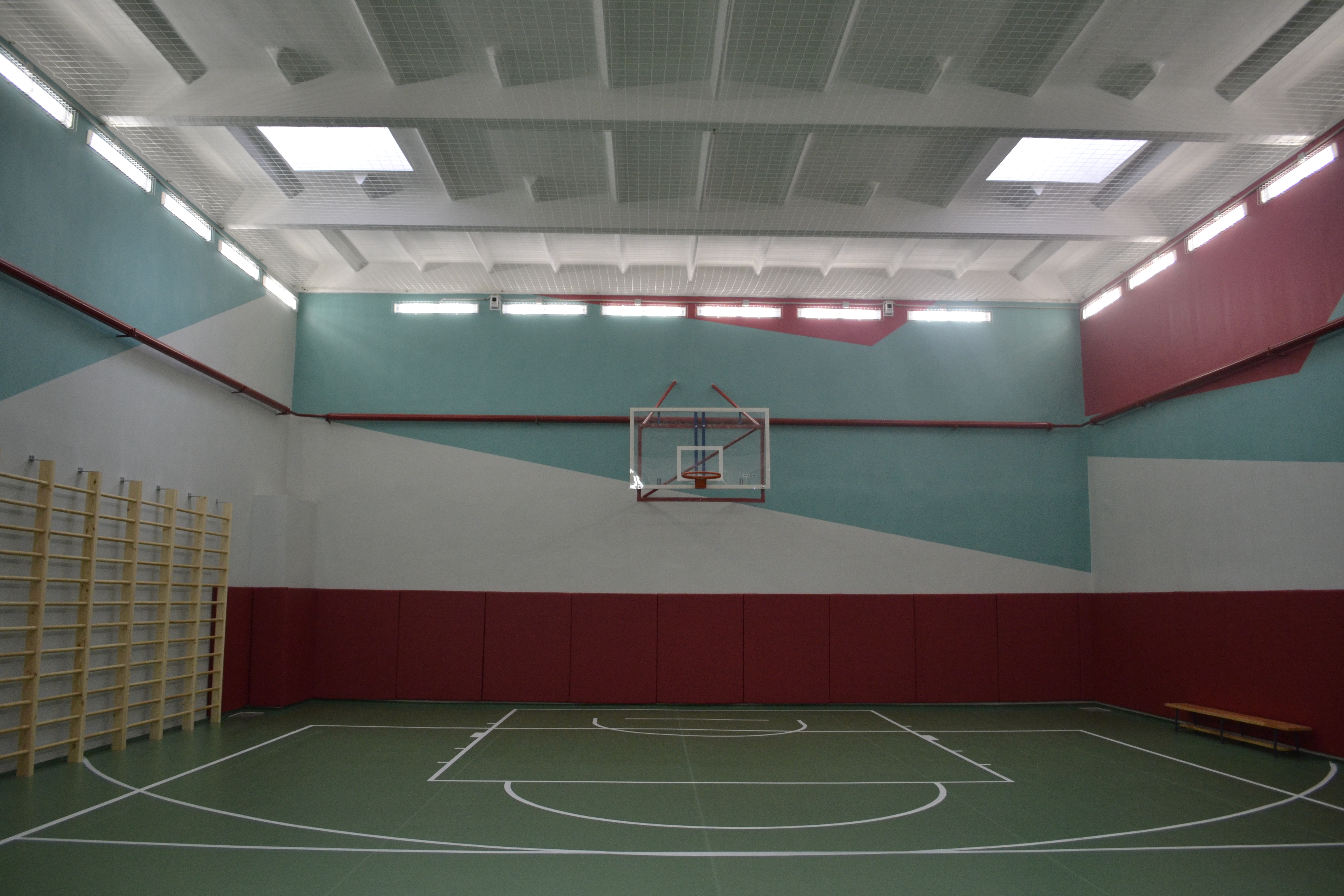 В рамках проекта «СпортШколаГород» в школе № 8 отремонтировали второй спортивный зал.