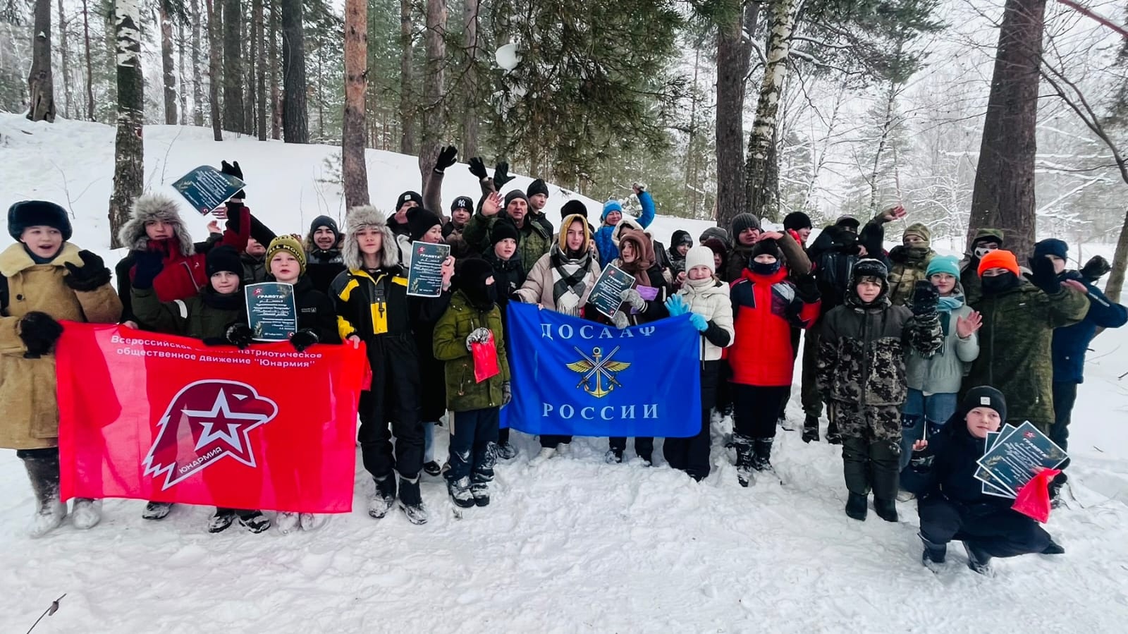 Ивановские школьники приняли участие в туристическом походе «Юнармейское Рождество».