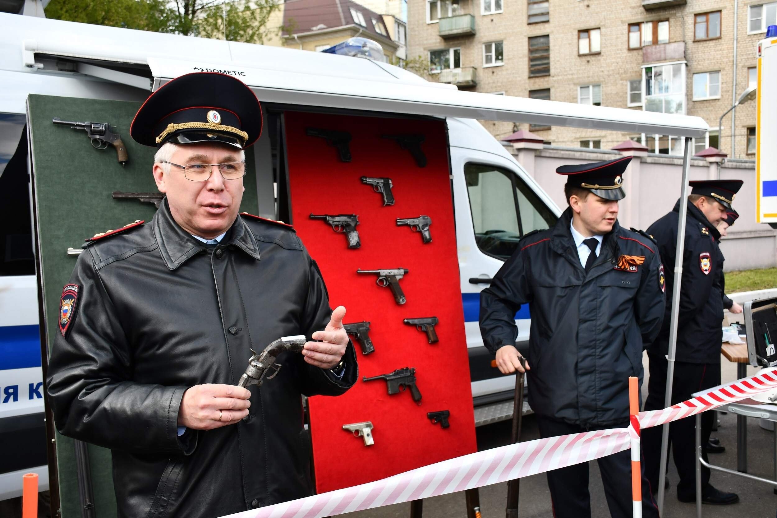 Управление МВД России по Ивановской области провело день открытых дверей.
