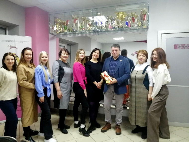 Депутат Александр Масленников встретился с коллективом центра «Танцы+».