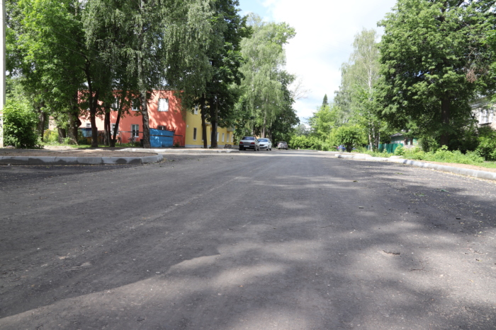 Завершается ремонт улиц Гнедина и Спортивная.