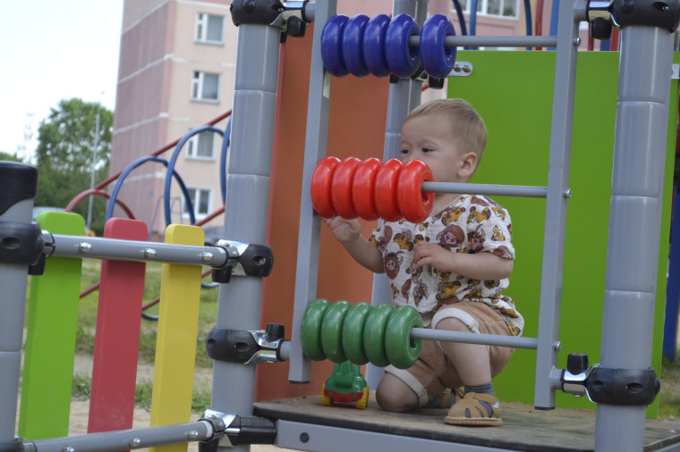 Проект детской игровой площадки «Капитошка» реализован в Московском микрорайоне.