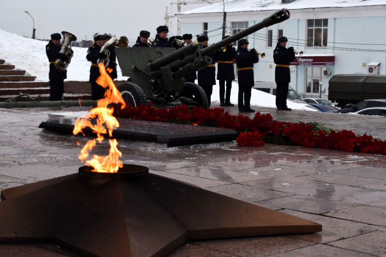 В Иванове почтили память Неизвестного солдата.