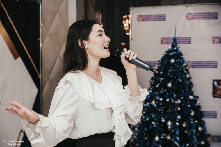 Лауреатам городского конкурса «Большие надежды» вручили награды.