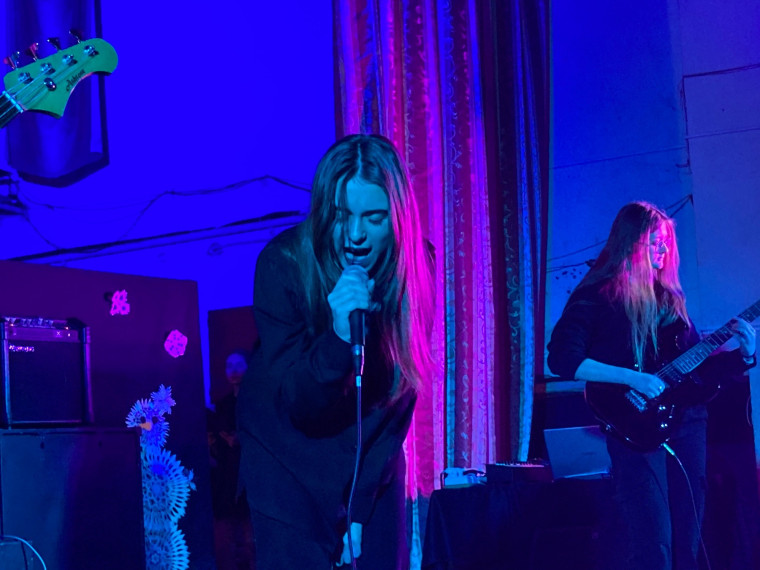 В областном центре состоялся фестиваль «Дебюты…» (Школьный рок).