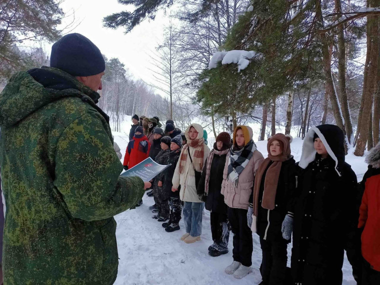 Ивановские школьники приняли участие в туристическом походе «Юнармейское Рождество».