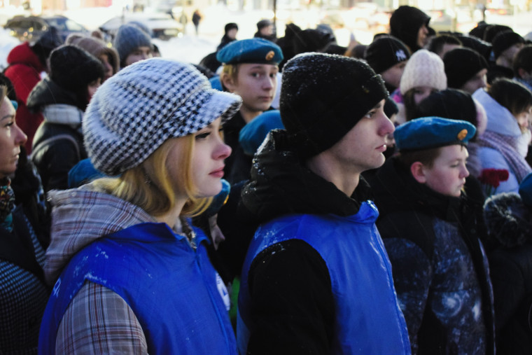 В честь 80-летия полного освобождения Ленинграда от фашистской блокады ивановцы зажгли «900 свечей».