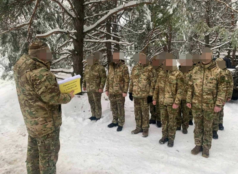Ивановские десантники через волонтёров вновь получили частичку тепла из дома.