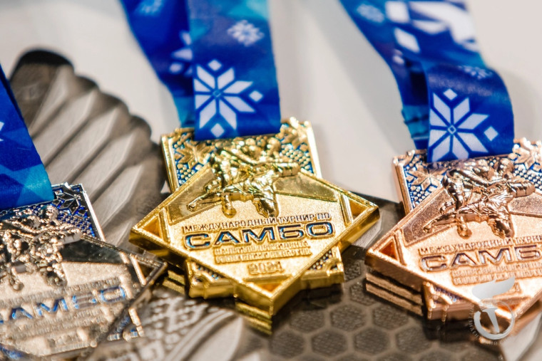 Уроженец Иванова завоевал серебряную медаль Международного турнира по самбо.