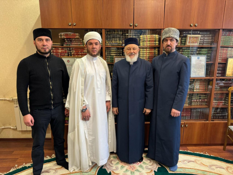 Иваново с братским визитом посетили муфтий Мордовии Раиль Фяритович Асаинов и заместитель муфтия Рашит Фяритович Абдрашитов.