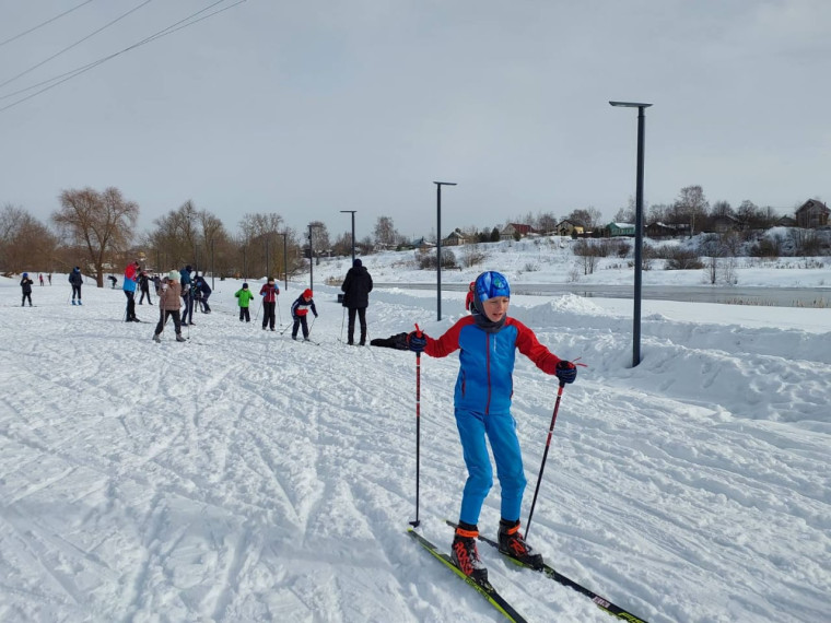 На новой набережной в рамках «Марафона достижений» прошел лыжный забег.
