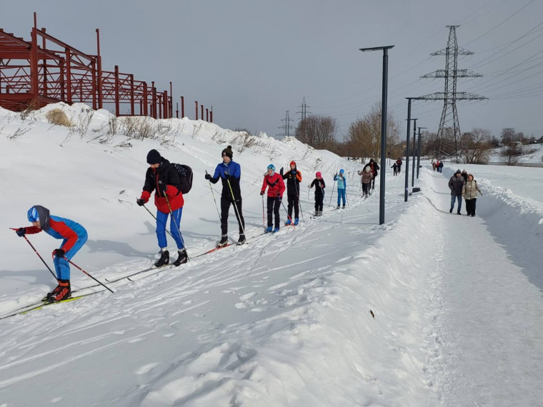 На новой набережной в рамках «Марафона достижений» прошел лыжный забег.