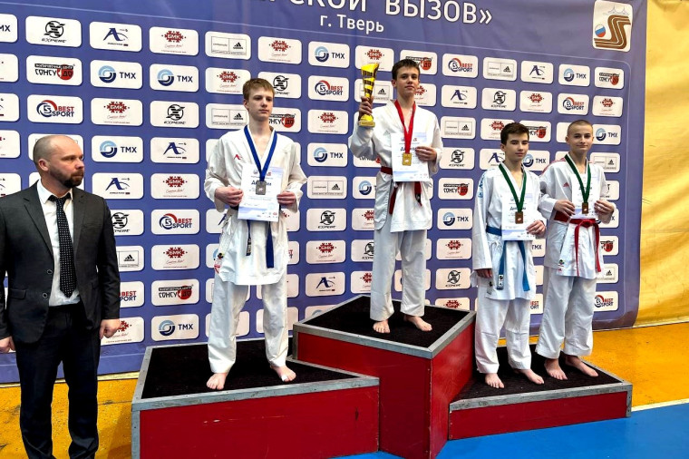 Ивановские каратисты завоевали 16 медалей на Всероссийских соревнованиях.
