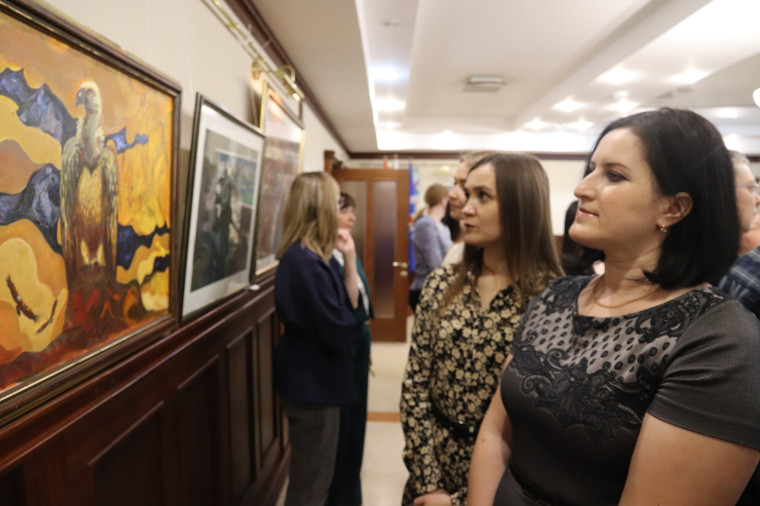 В Иванове открылась персональная выставка художника Владимира Котина «От Донбасса до Сахалина».