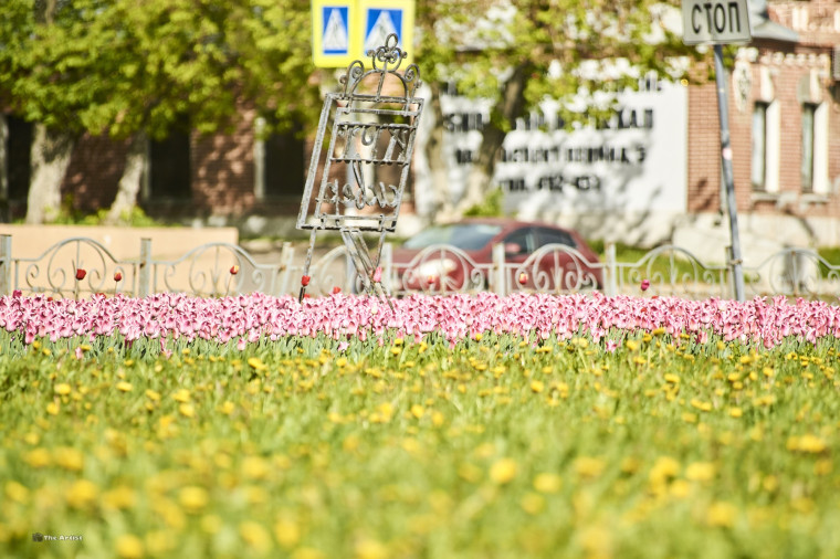 В арт-сквере стартовал летний музыкальный сезон.