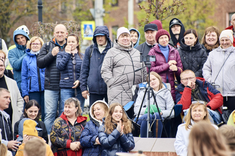 В арт-сквере стартовал летний музыкальный сезон.