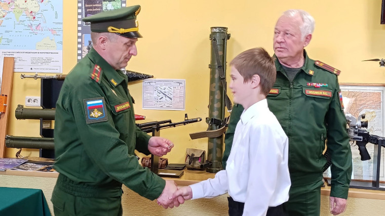 Ряды юнармейцев пополняются ивановскими школьниками.