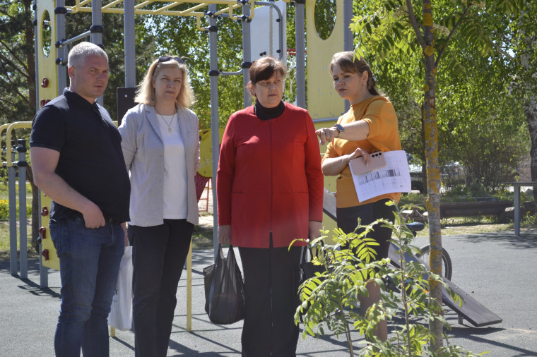 Завершился второй этап благоустройства дворовой площадки в ТОС «Радужный».