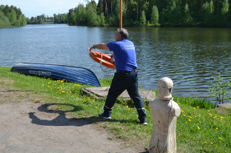 В Иванове продолжается подготовка матросов-спасателей.