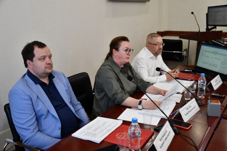Депутаты обсудили изменения в Правила благоустройства города Иванова.