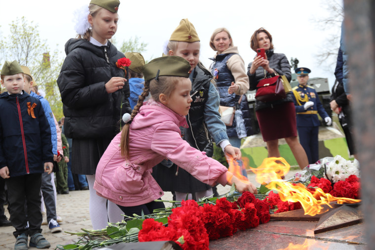 В Иванове отметили 79 лет со дня образования 98-й гвардейской воздушно-десантной дивизии.