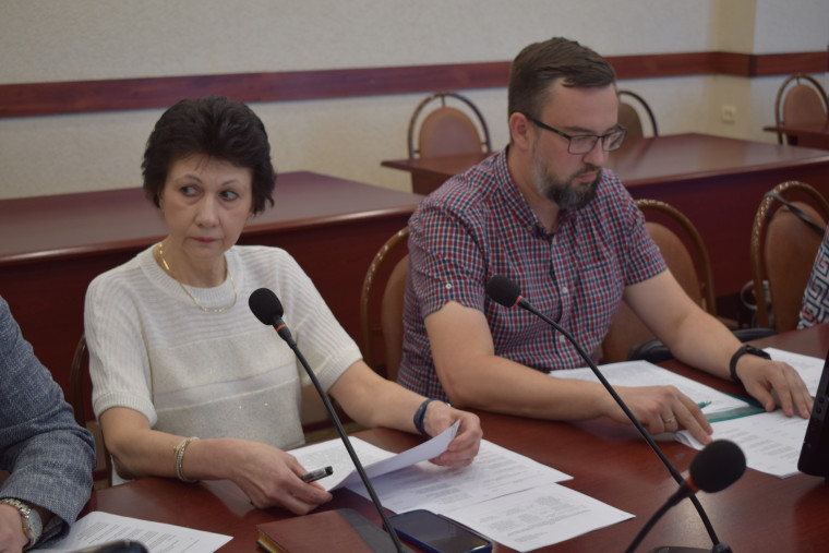 В мэрии прошло очередное заседание муниципальной антинаркотической комиссии.