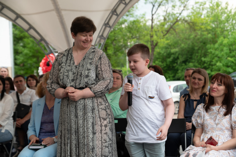 Владимир Шарыпов встретился с родителями ивановских школьников.