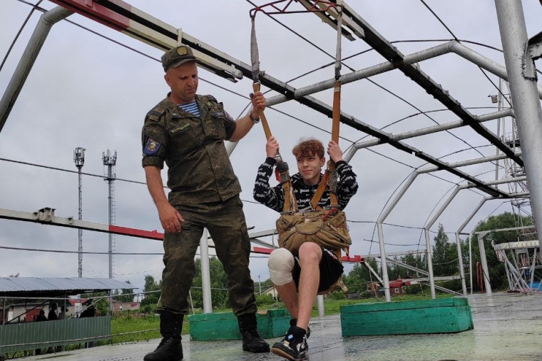 В Иванове продолжает свою работу летний профильный лагерь военно-патриотической направленности «Вектор».