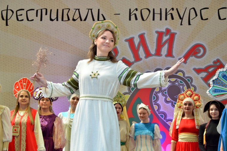 На фестивале «Губернский разгуляй» слепили 10000 пельменей.