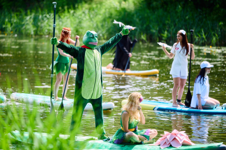 На набережной Уводи в Иванове прошёл третий молодежный фестиваль современных искусств «Прожектор».