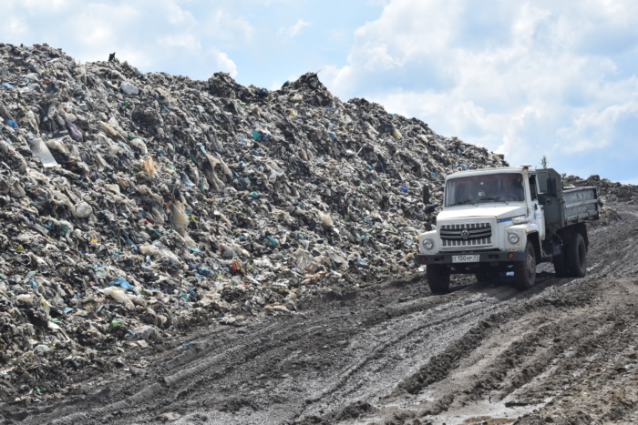 Александр Шаботинский создал штаб по ликвидации горения на полигоне ТБО «Залесье».