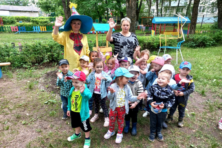 В детском саду №50 города Иванова прошел «Фестиваль панамок и шляпок».