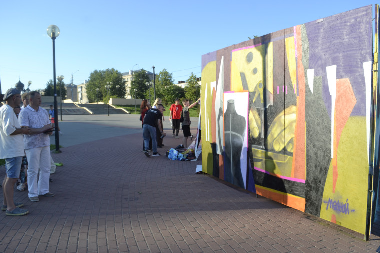 В областном центре состоялся стрит-арт фестиваль «Полотно».