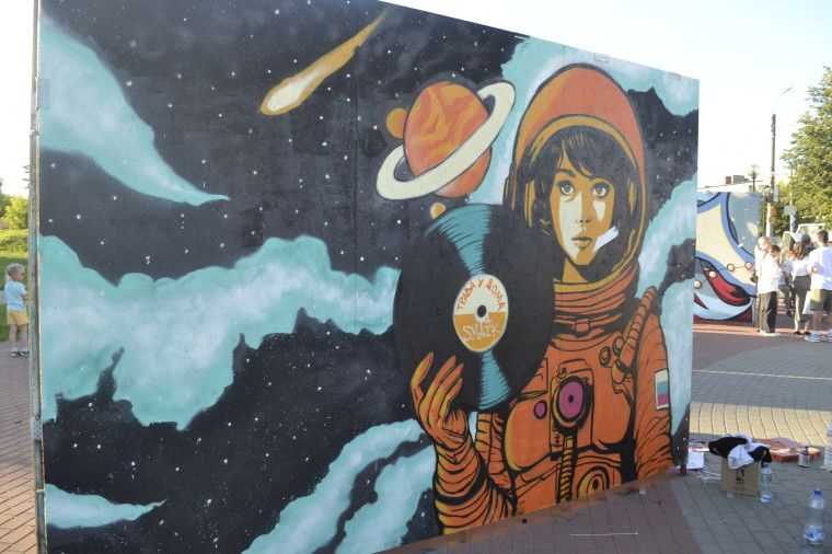 В областном центре состоялся стрит-арт фестиваль «Полотно».