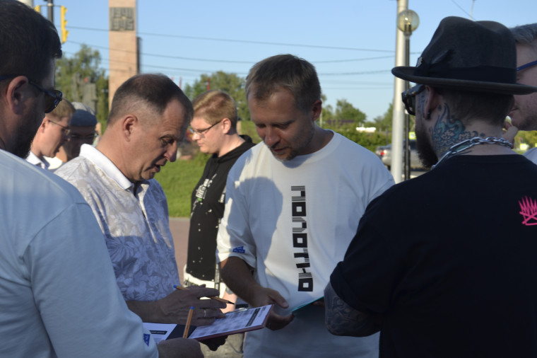 В областном центре состоялся стрит-арт фестиваль «Полотно».