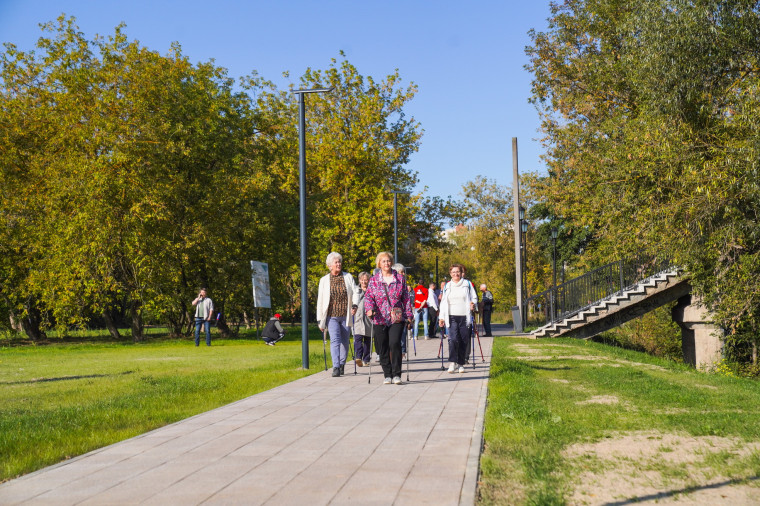 В Иванове создана новая территория для отдыха и прогулок на набережной реки Уводь.