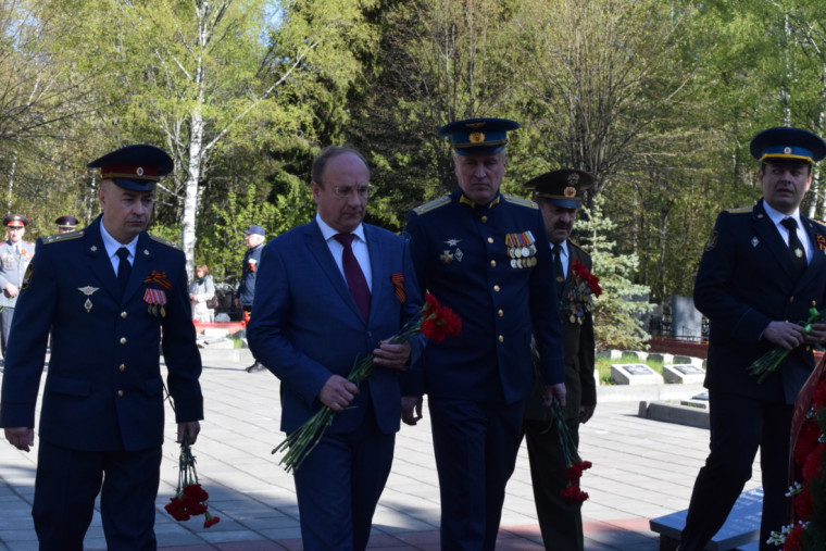 Торжественные мероприятия Дня Победы прошли в Иванове.